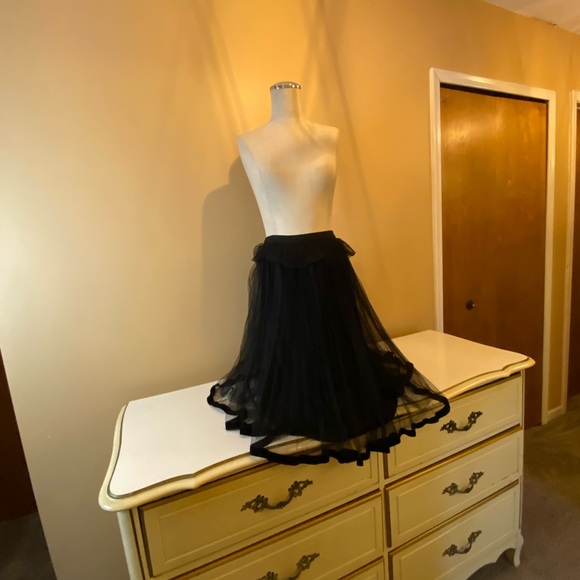 Schmedium small/medium Black Tulle A-Line Skirt elastic waist band - Picture 3 of 3